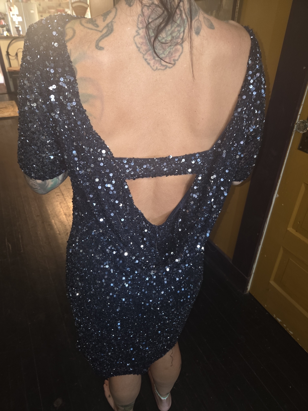 Sequin and beades Open-Back Cocktail Dress - Navy blue